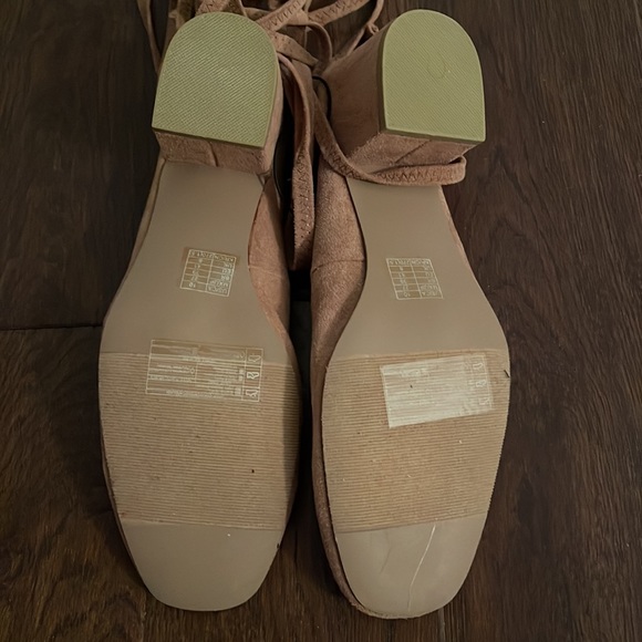 Brand new faux suede ankle tie shoes - Picture 5 of 5